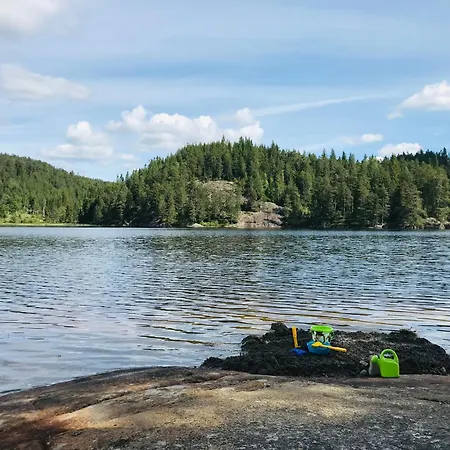Fredelig Og Landlig