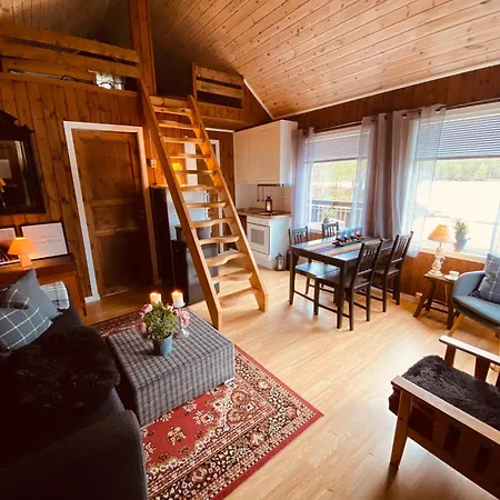 Fredelig Og Landlig *