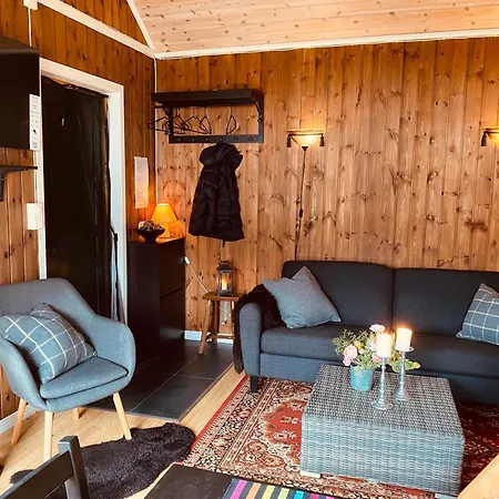 Fredelig Og Landlig Iveland